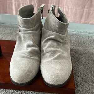Diba Gray Suede Ankle Boots Versatile Design